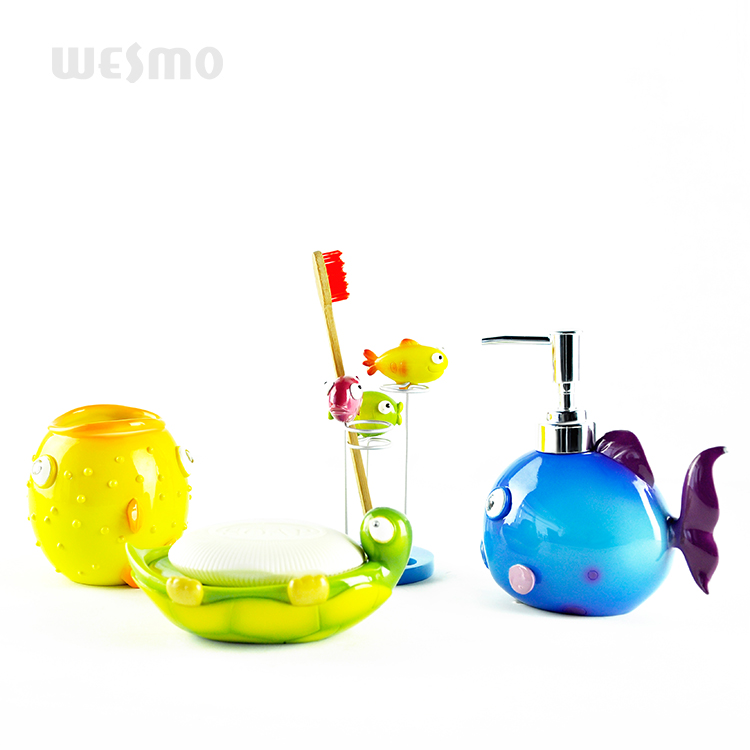 Cute multiple styles polyresin kids bath accessories for hotel, home, restaurant bathroom use